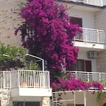 With A Parking Space Hvar - 11427 Apartment Hvar Town
