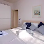 Lejlighed With A Parking Space Hvar - 11427