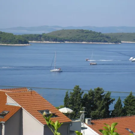 With A Parking Space Hvar - 11427 아파트