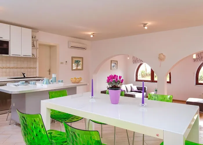 With A Parking Space Hvar - 11427 アパート フヴァル